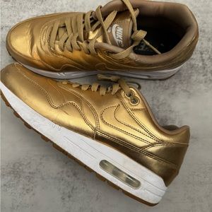 Nike Air Max 1 Nike id Gold